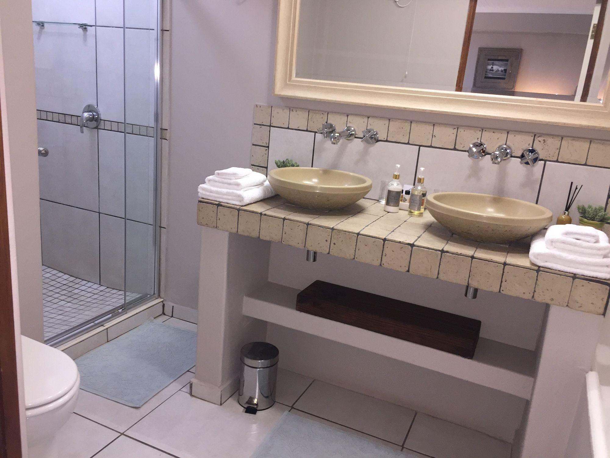 Amoris Guest House-Waterkloof Ridge Pretoria Luaran gambar